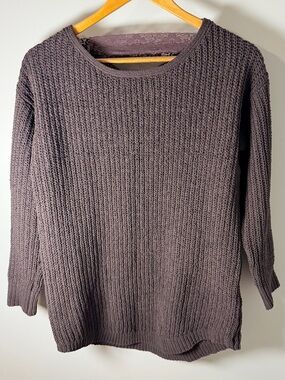 Poof Apparel sweater size small